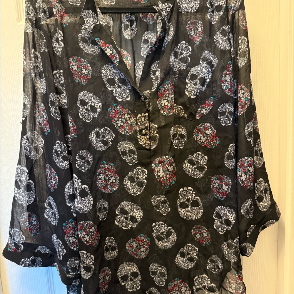 Black Skull Print Women's Top